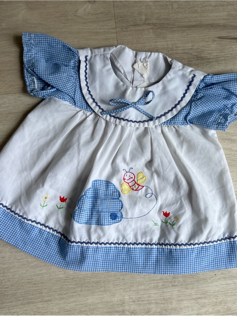 Vintage White and Light Blue Embroidered Bee Appliqué Kids Dress